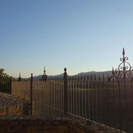 La Escondida Ronda, *